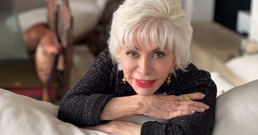 Isabel Allende, escritora chilena, cuyo cuento 'Dos palabras' será adaptado a animación.