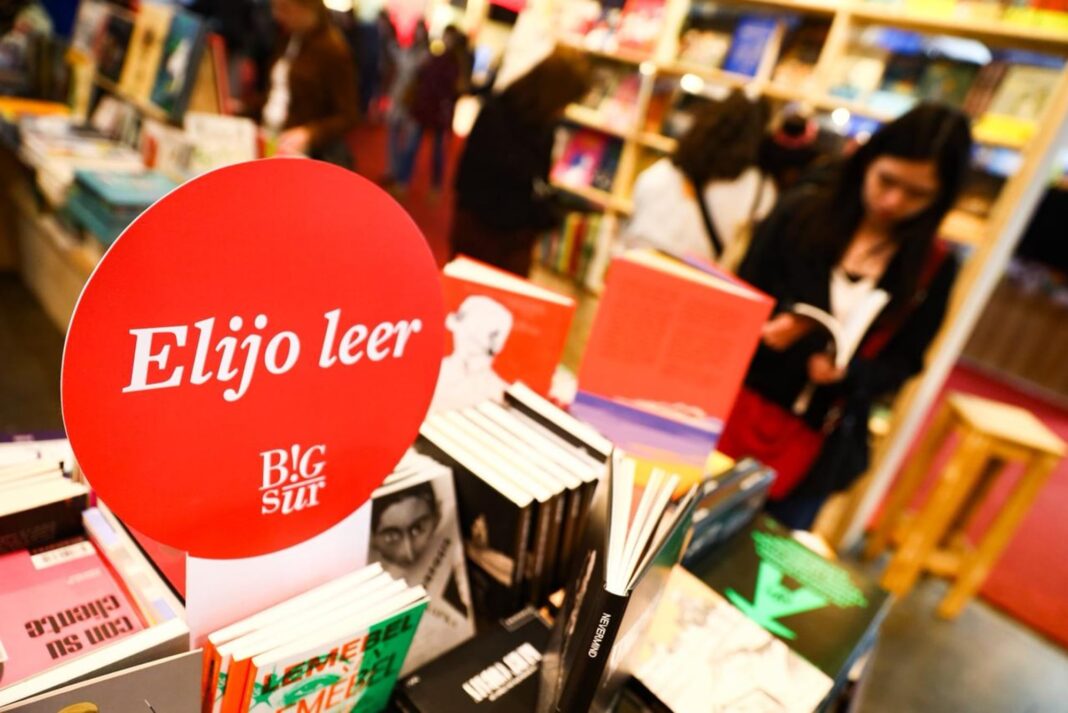 Cartel de la Feria del Libro 2026 con la fecha jueves 30 de abril