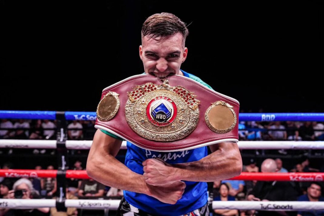 Alan Chaves boxeador argentino en el ring