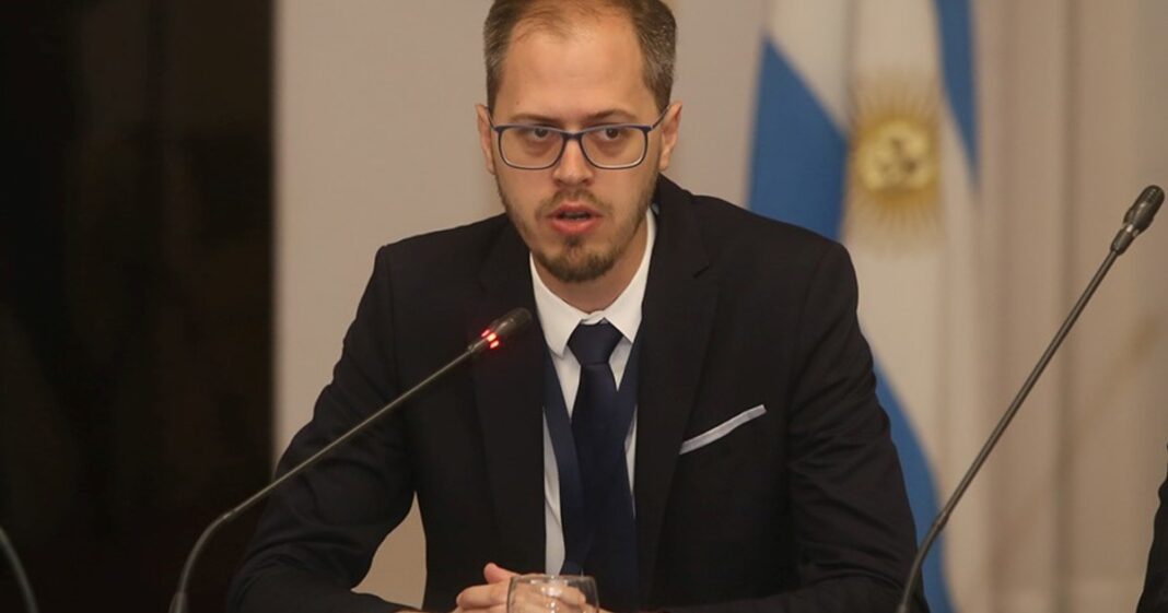 Matías Álvarez, nuevo presidente de la Unidad de Información Financiera