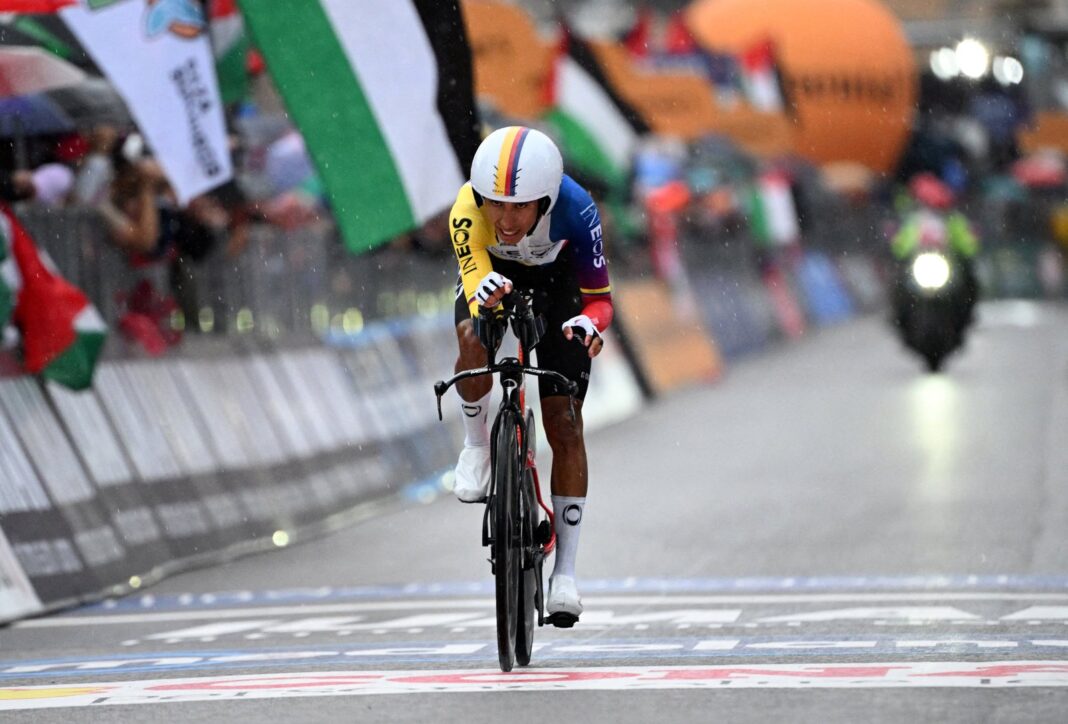 Ciclistas en la etapa 13 del Giro de Italia 2026