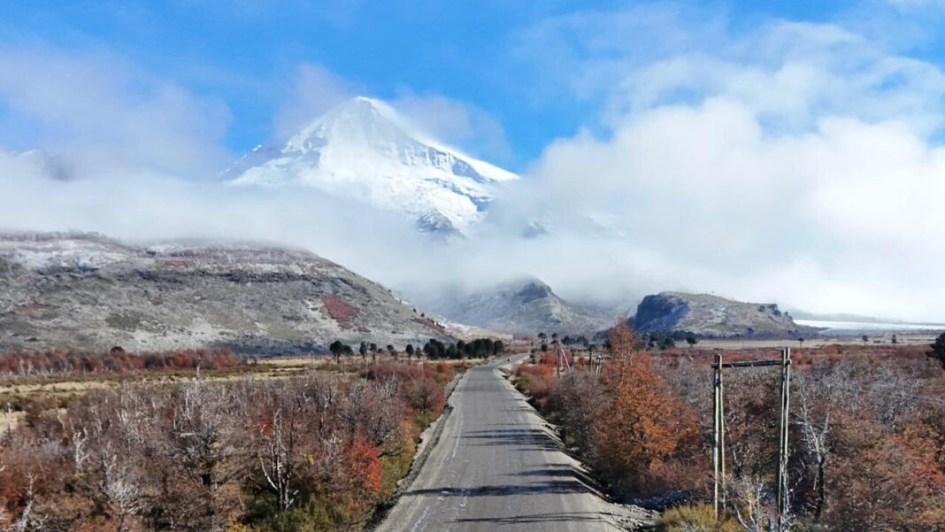Vista de la cordillera de los Andes desde la Ruta Binacional de la Fe