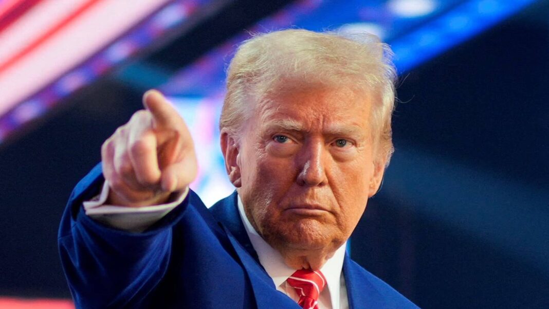 Donald Trump durante entrevista en Fox News