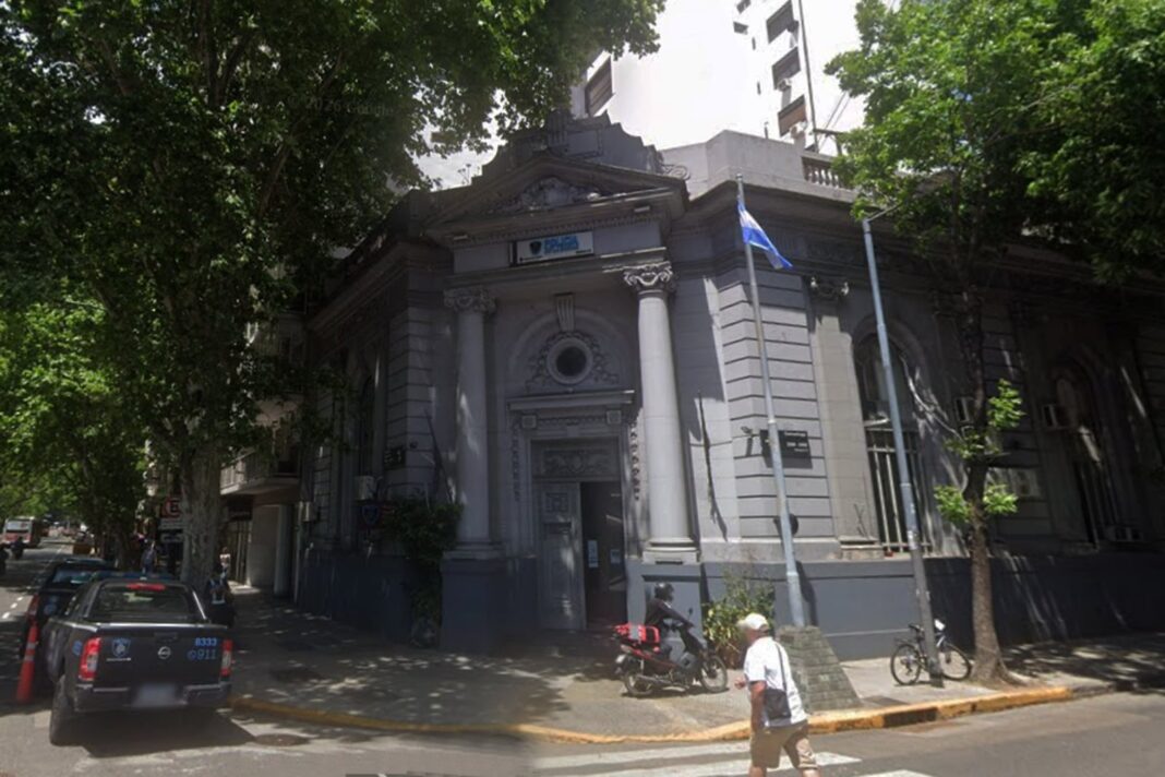 Detención de policía condenado por abuso en comisaría de Palermo