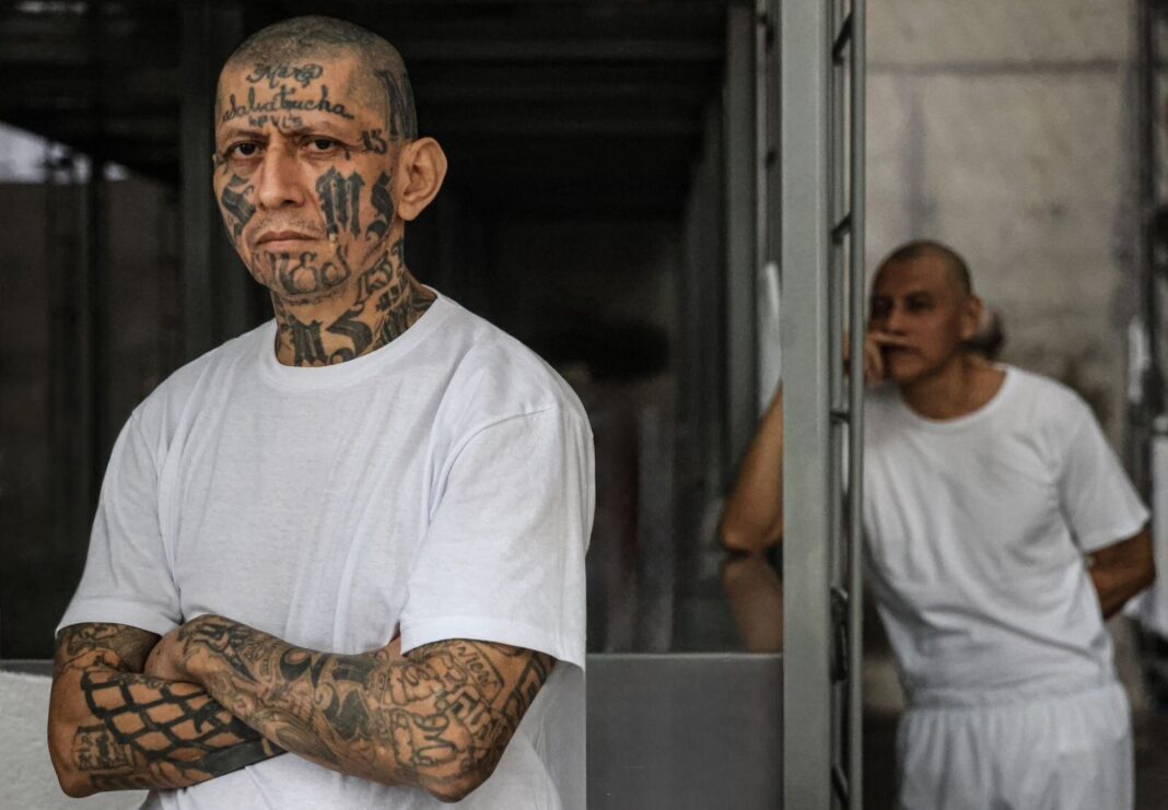 Sala de audiencias del Tribunal Sexto Contra el Crimen Organizado de El Salvador durante los alegatos finales del macrojuicio contra la MS-13