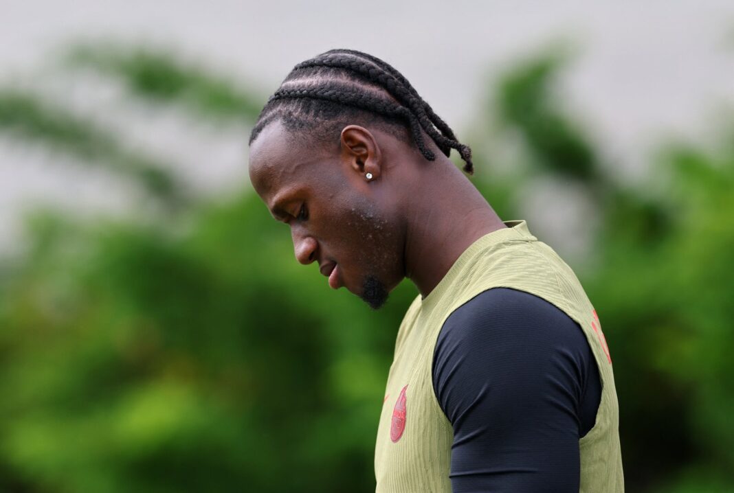Ismaël Koné durante un partido de Canadá
