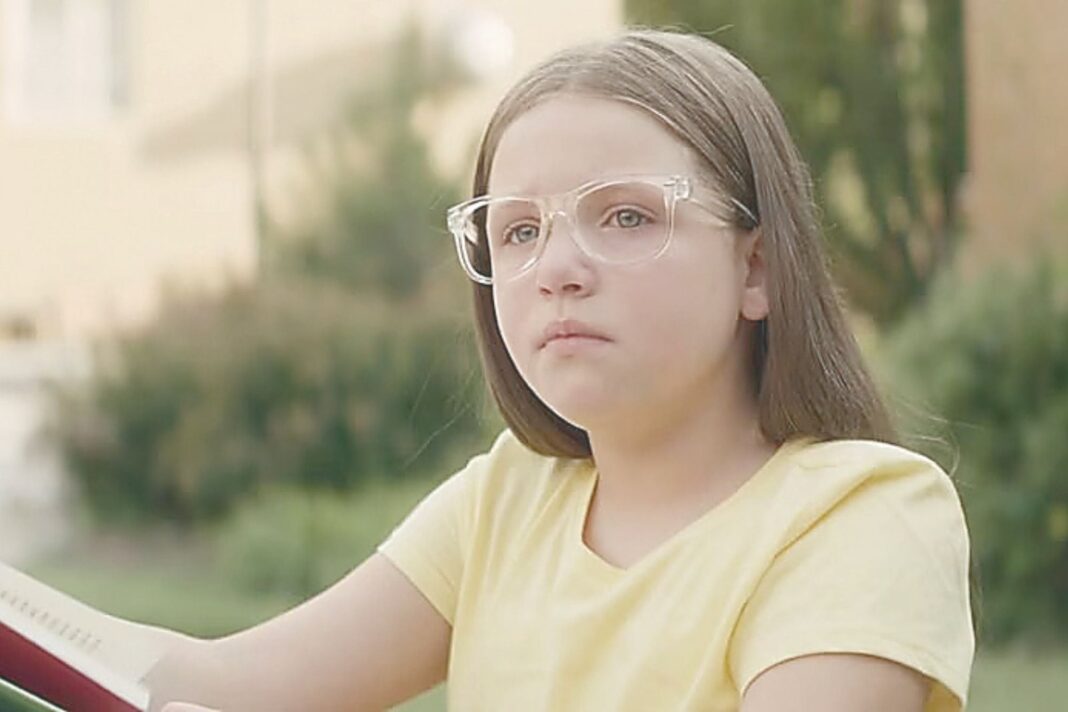 Escena de la película La chica del perdón en Netflix