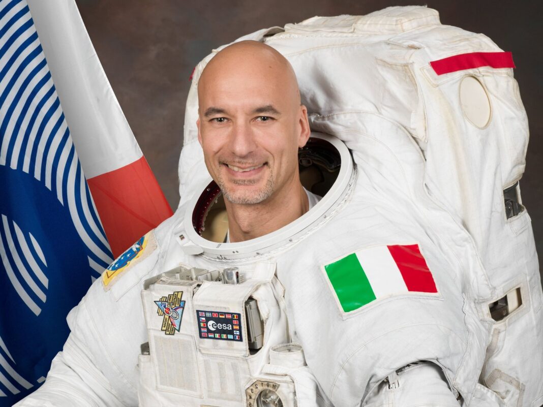 Luca Parmitano durante la presentación de la misión Artemis III en Houston
