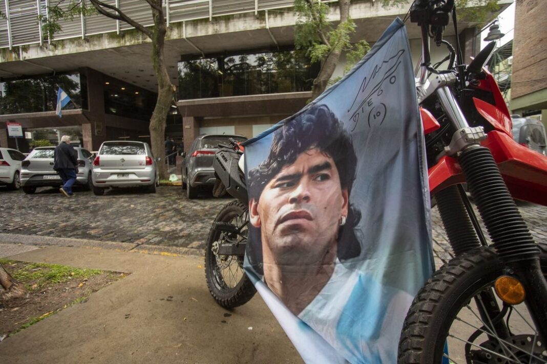 Tres custodios que acompañaron a Diego Maradona en Tigre declaran en el juicio por su muerte