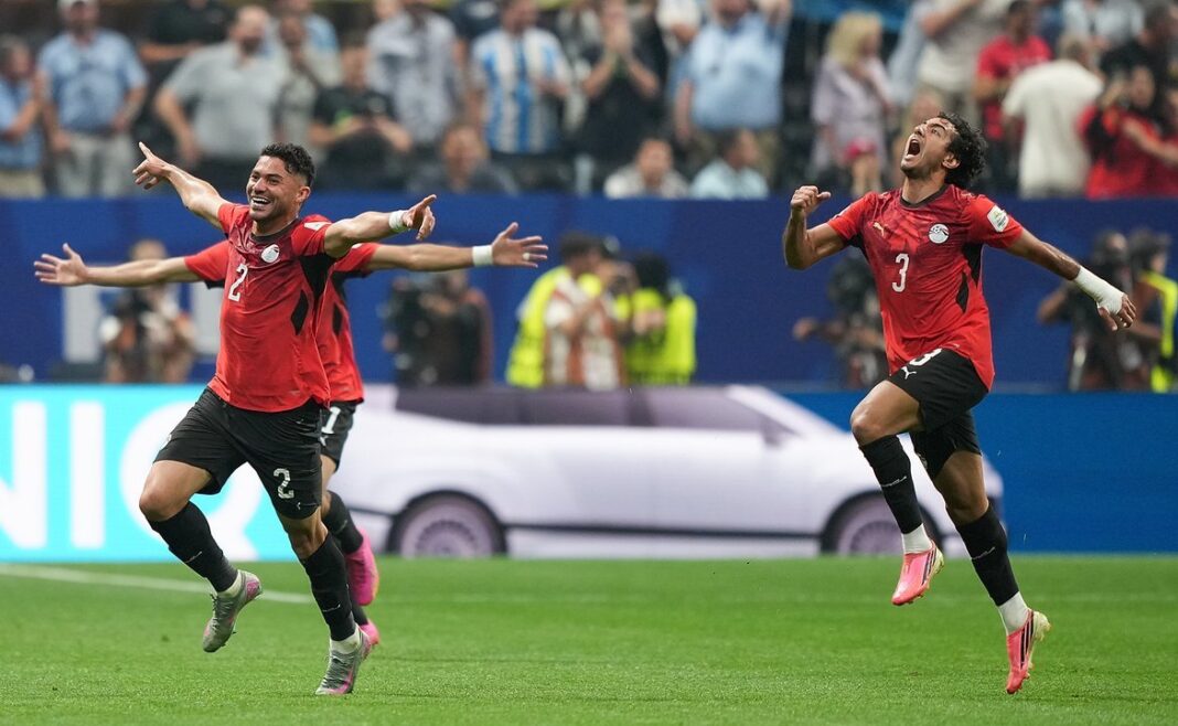 Festejo de Yasser Ibrahim tras anotar el gol para Egipto ante Argentina