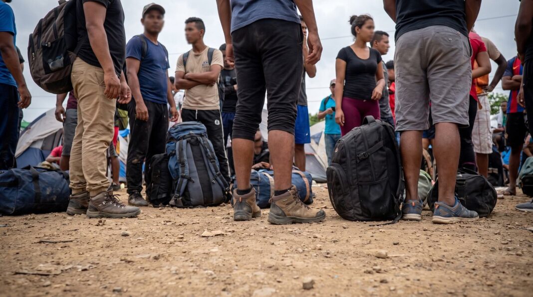 Registro de migrantes retornados en El Salvador