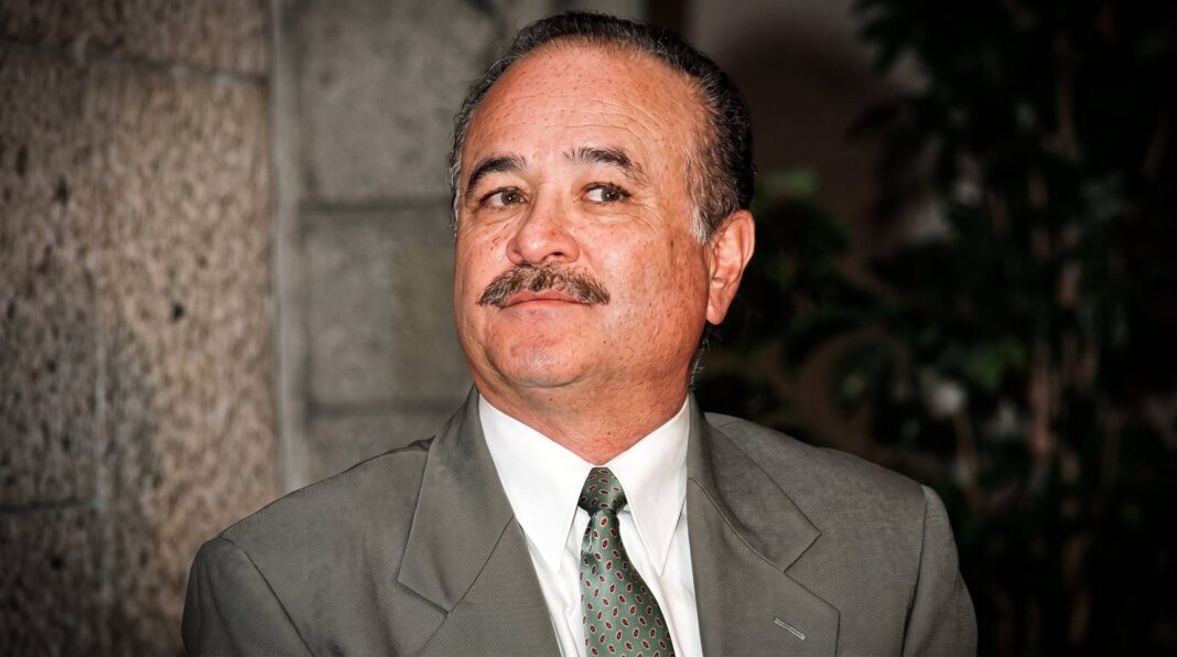 Ernesto Ruffo Appel durante su detención en Ensenada