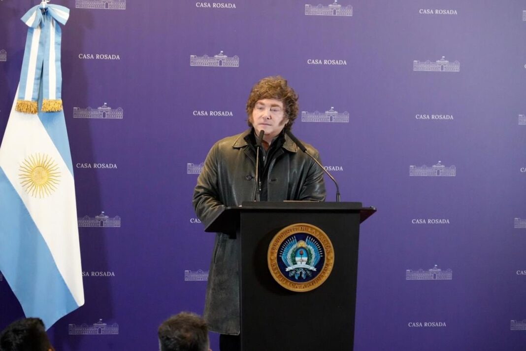 Javier Milei en conferencia de prensa