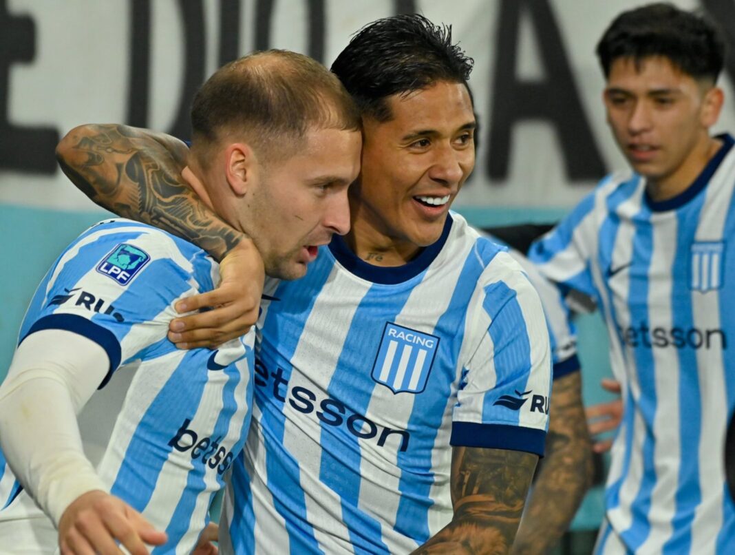 Estadio Cilindro de Avellaneda durante un partido de Racing