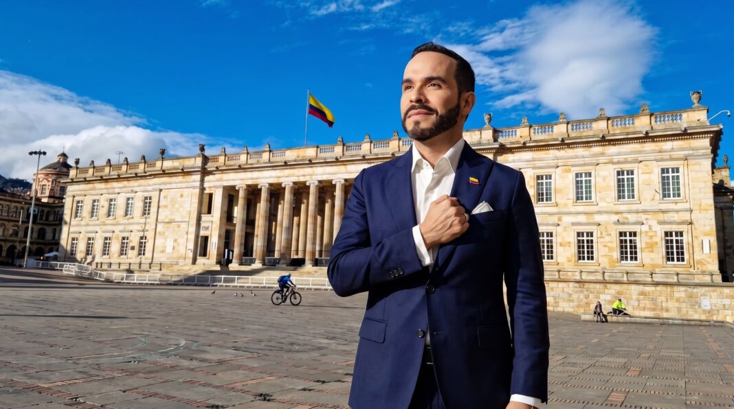 Abelardo de la Espriella en evento público