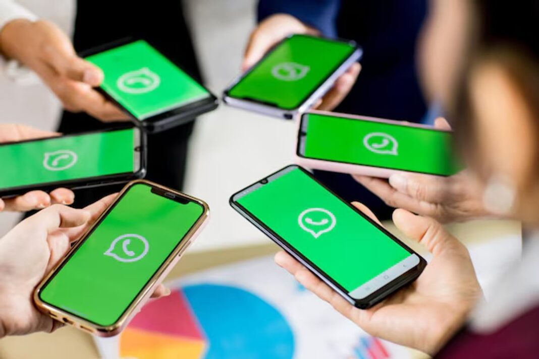 Captura de pantalla de WhatsApp mostrando función de recordatorio de cumpleaños
