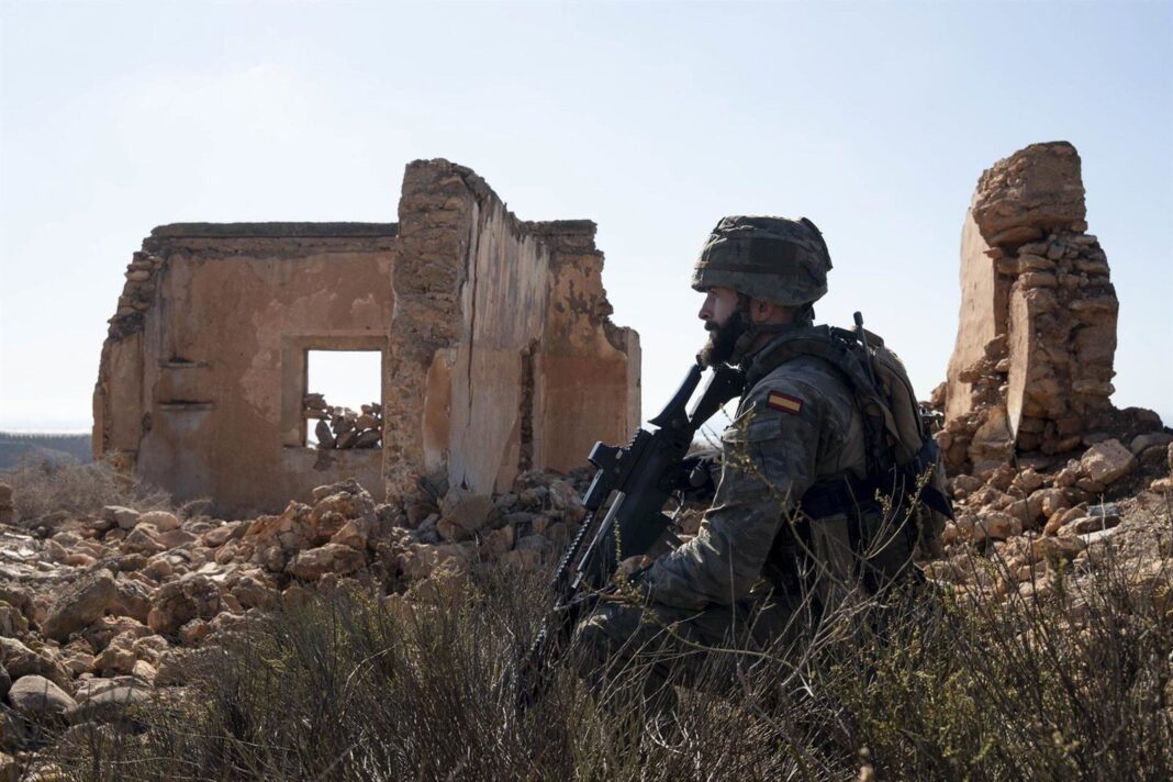 Soldado del Ejército de Tierra en formación