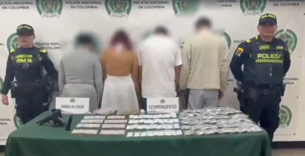 Policía Metropolitana de Bogotá durante operativo en Bosa