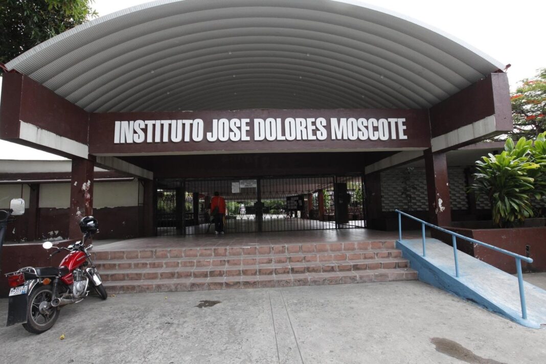 Estudiante armado en escuela de Panamá
