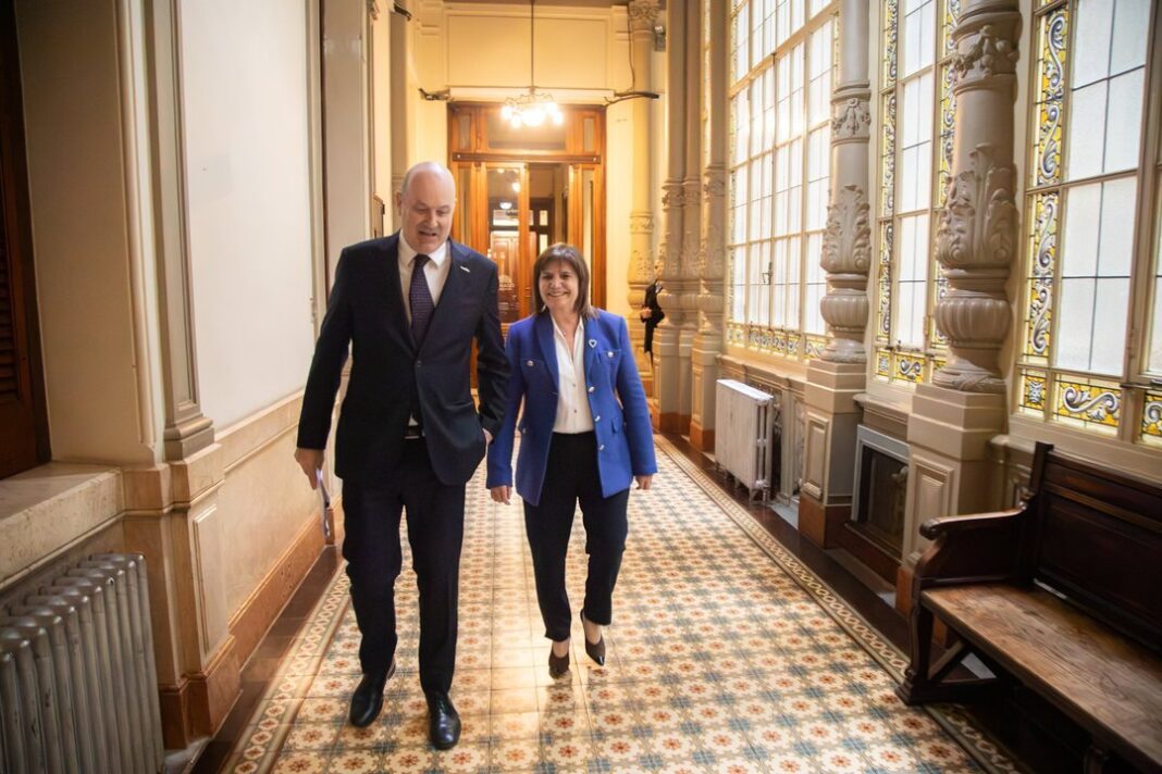 Reunión del Gobierno con gobernadores en la Casa Rosada