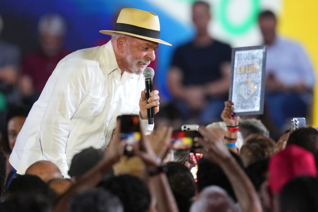 Luiz Inácio Lula da Silva durante la convención del Partido de los Trabajadores en San Pablo