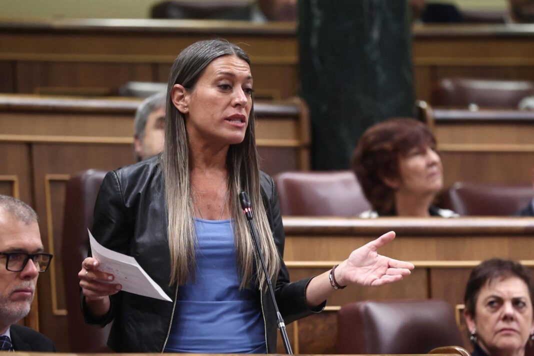 Miriam Nogueras en el Congreso