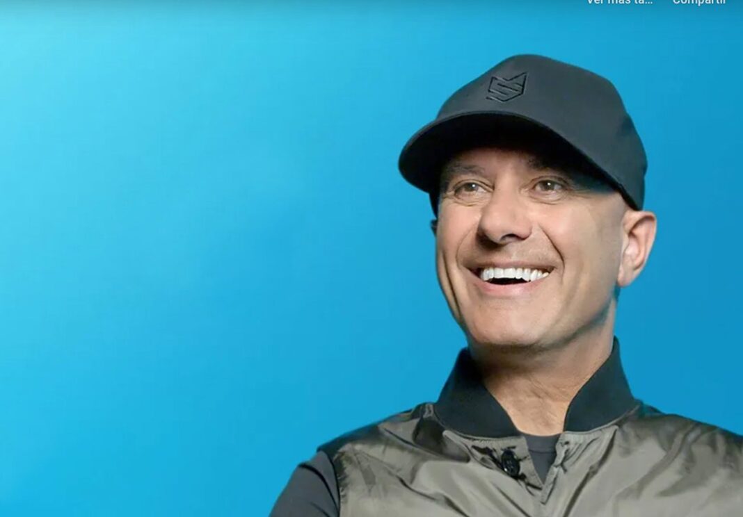 Robin Sharma, escritor y conferencista, durante una entrevista