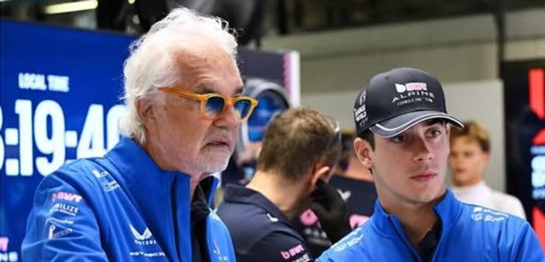 Flavio Briatore, jefe de Alpine, en el paddock