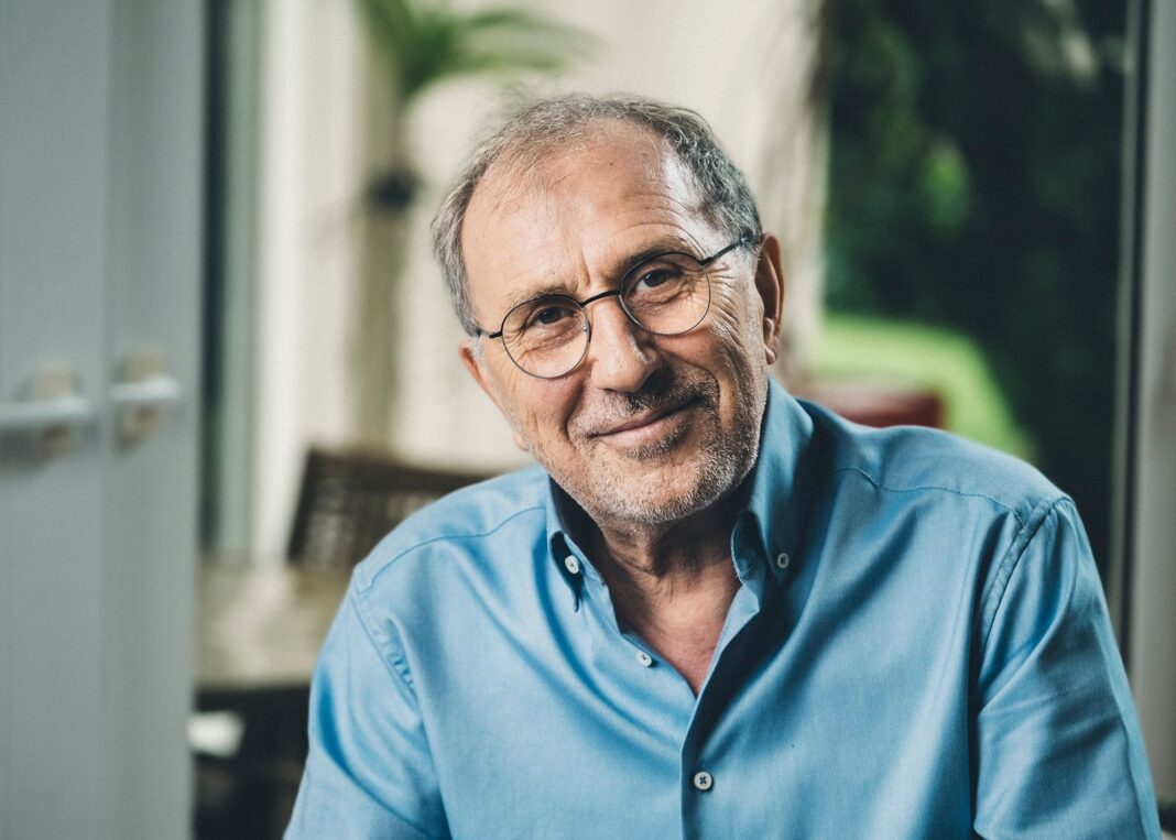 Joan Garriga, terapeuta catalán, durante una entrevista