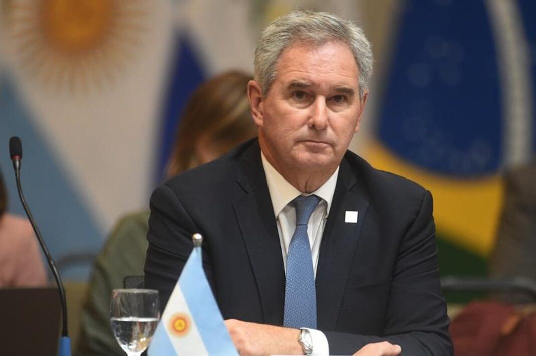 Canciller Pablo Quirno durante declaraciones a Radio La Red