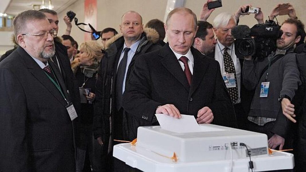 Vladímir Putin durante la campaña electoral de Rusia Unida