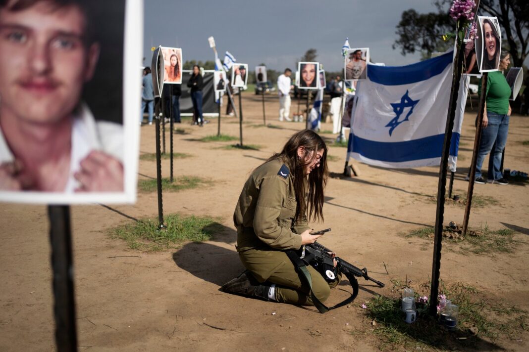 Benjamin Netanyahu hablando en la ONU sobre el ataque de Hamas