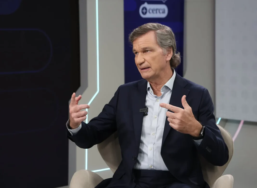 Retrato del neurólogo Conrado Estol durante una entrevista