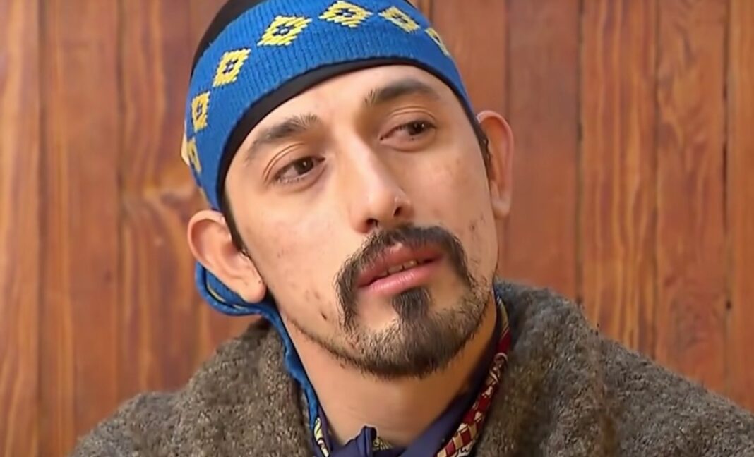Facundo Jones Huala durante una entrevista