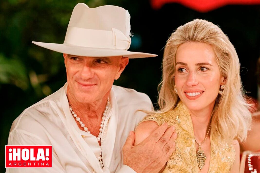 Grace y Alan Faena con su hija recién nacida, Tigerlili, en una clínica de Miami